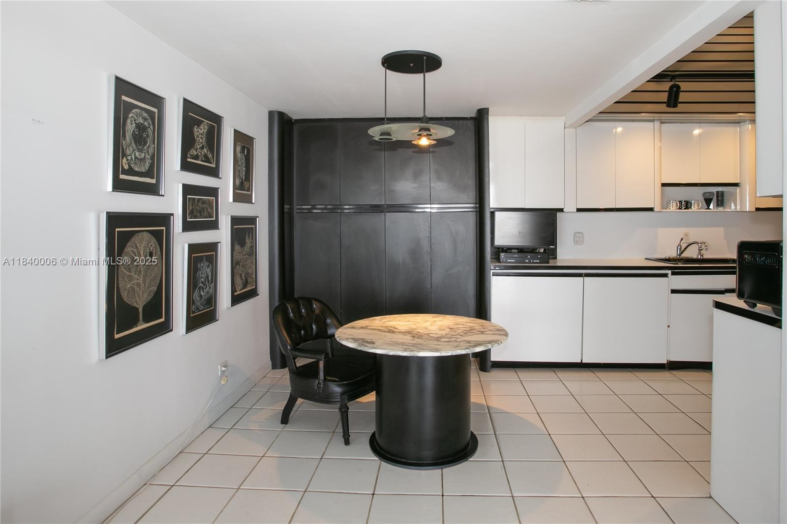 1800 NE 114th St Unit: PH06