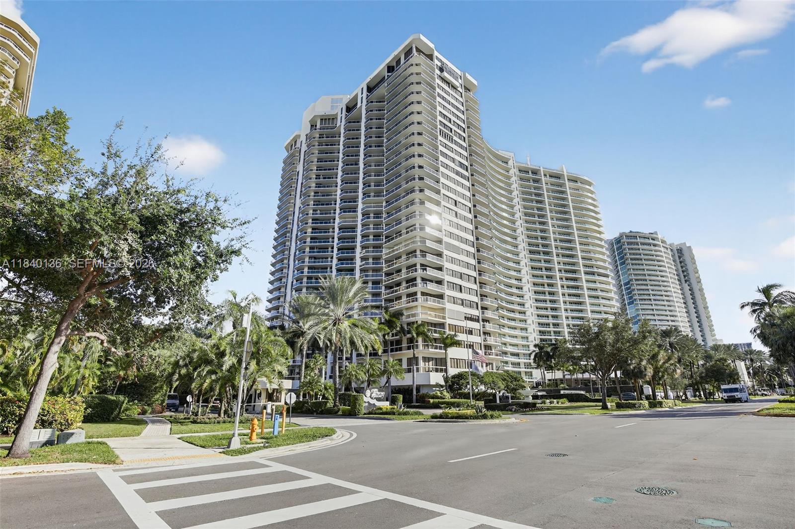 20185 E Country Club Dr # 1405