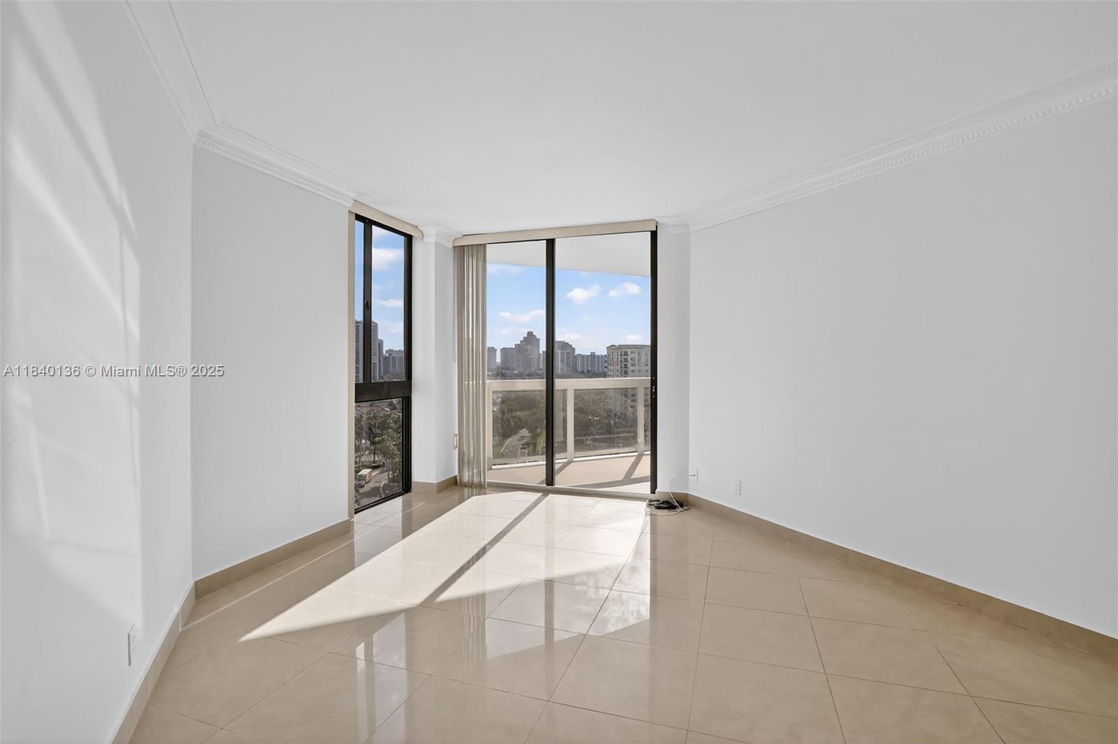 20185 E Country Club Dr # 1405