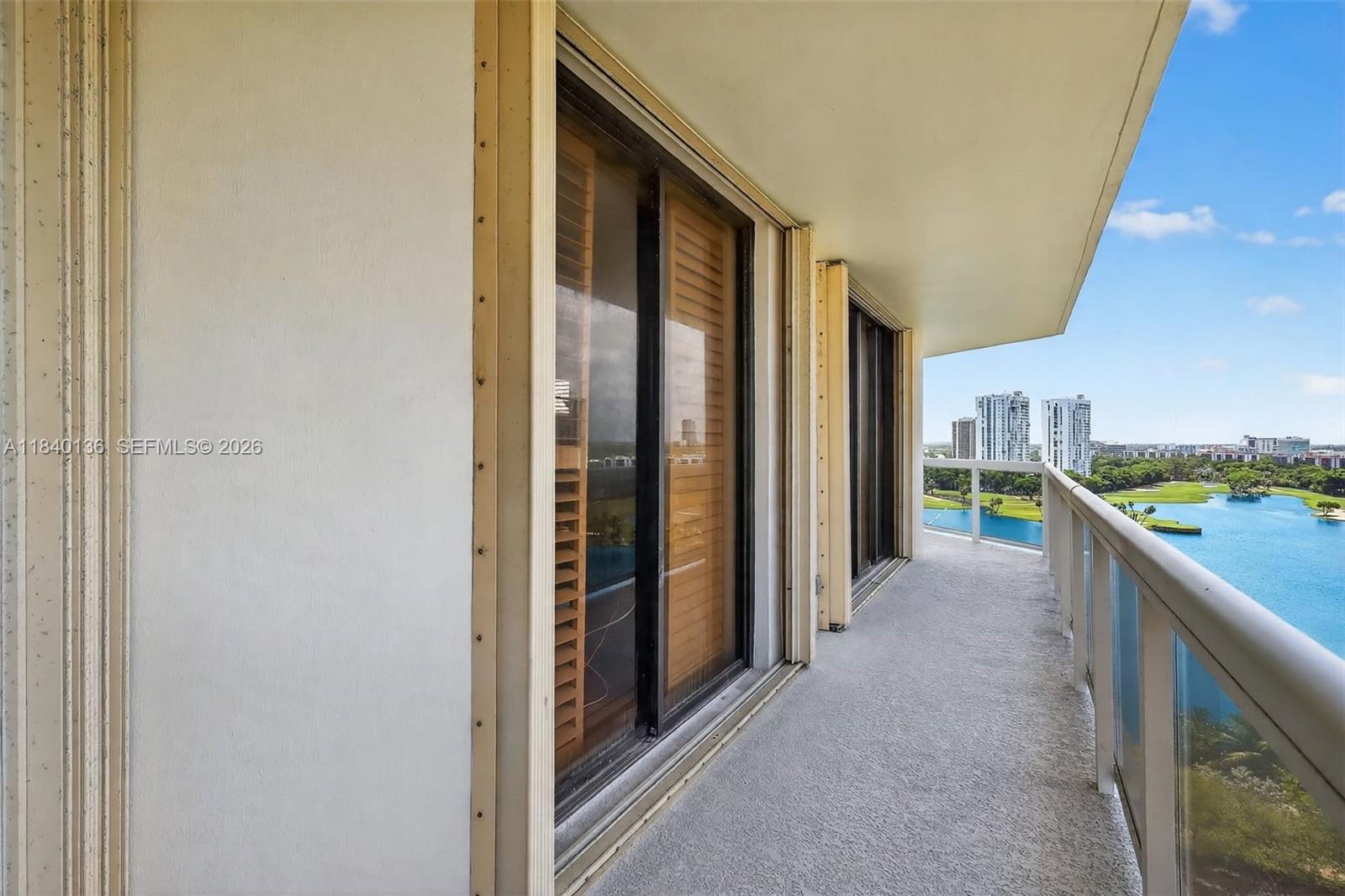 20185 E Country Club Dr # 1405