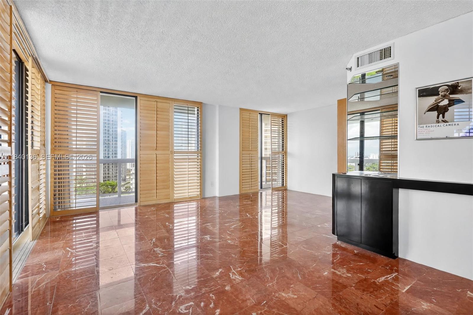 20185 E Country Club Dr # 1405