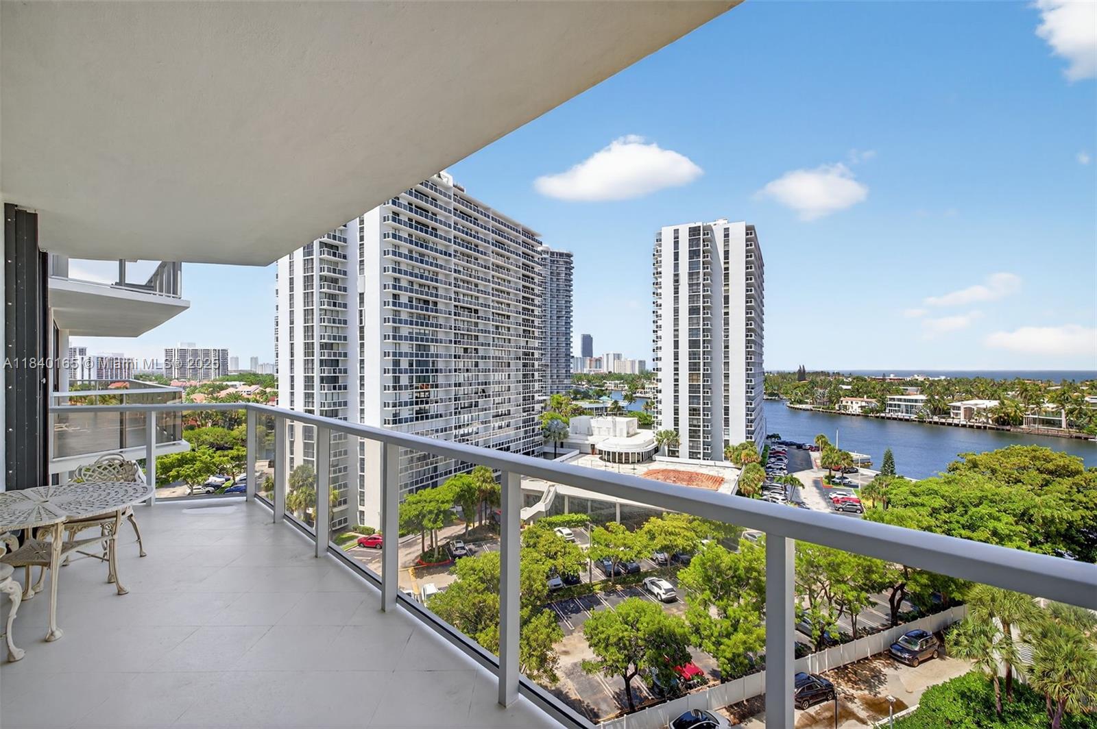 20281 E Country Club Dr # 704