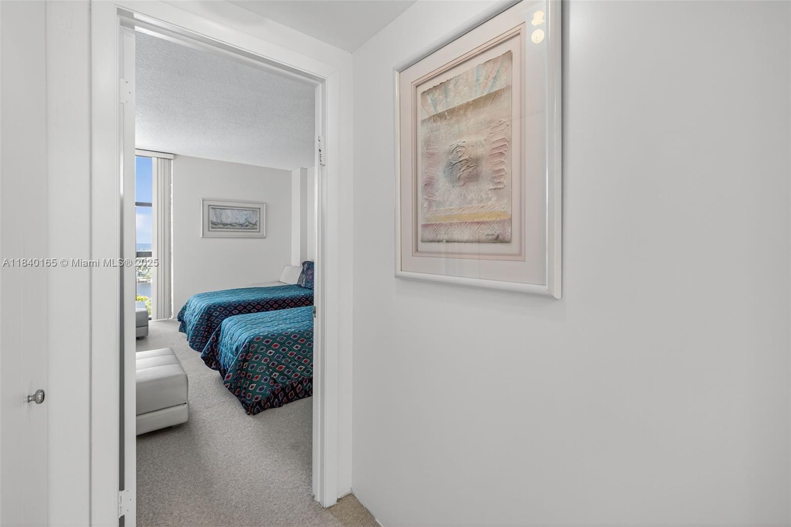 20281 E Country Club Dr # 704