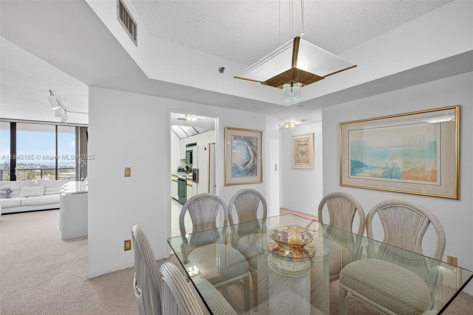 20281 E Country Club Dr # 704