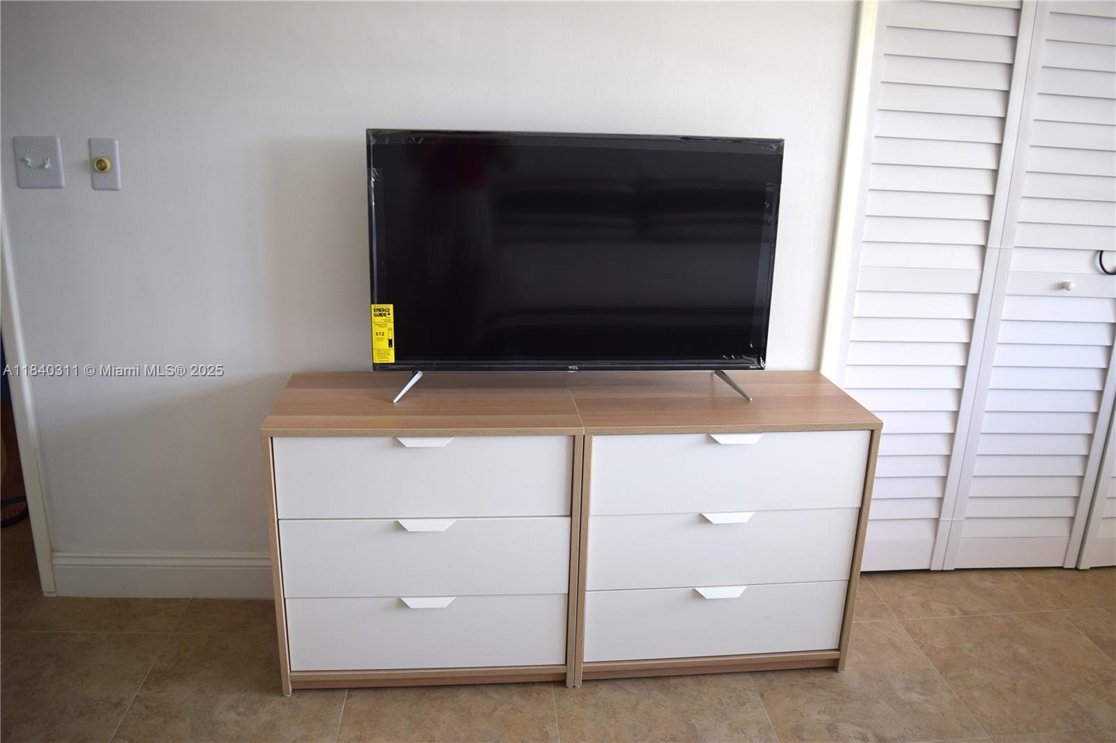 3970 Oaks Clubhouse Dr # 306