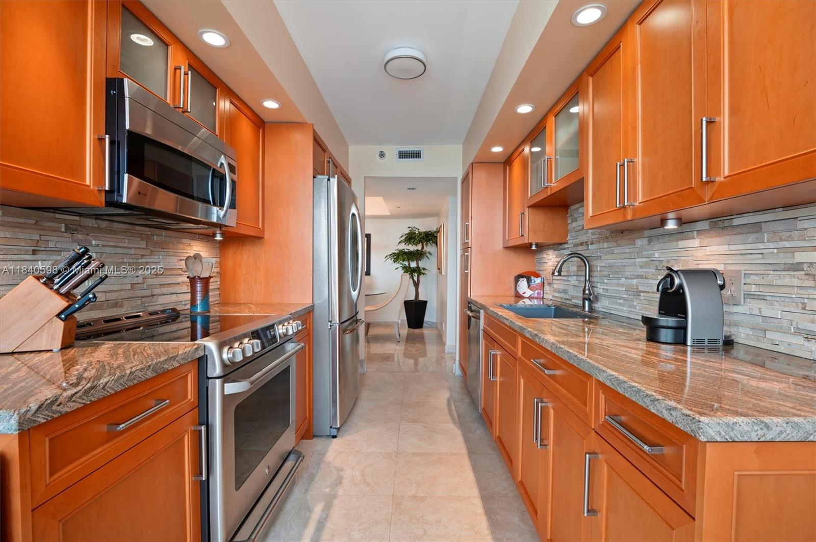 3640 Yacht Club Dr # 1108