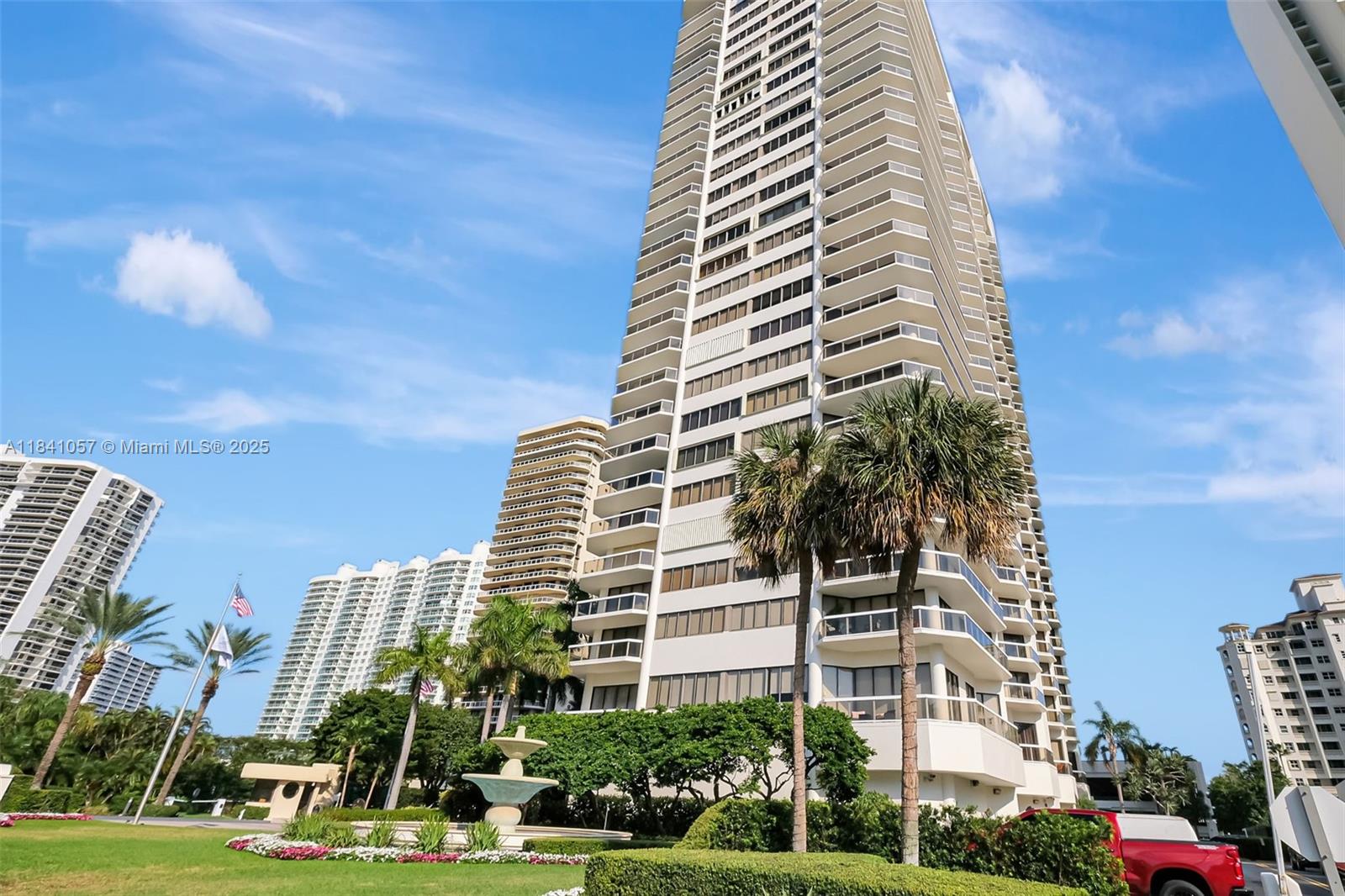 20185 E Country Club Dr Unit: 1406/1405