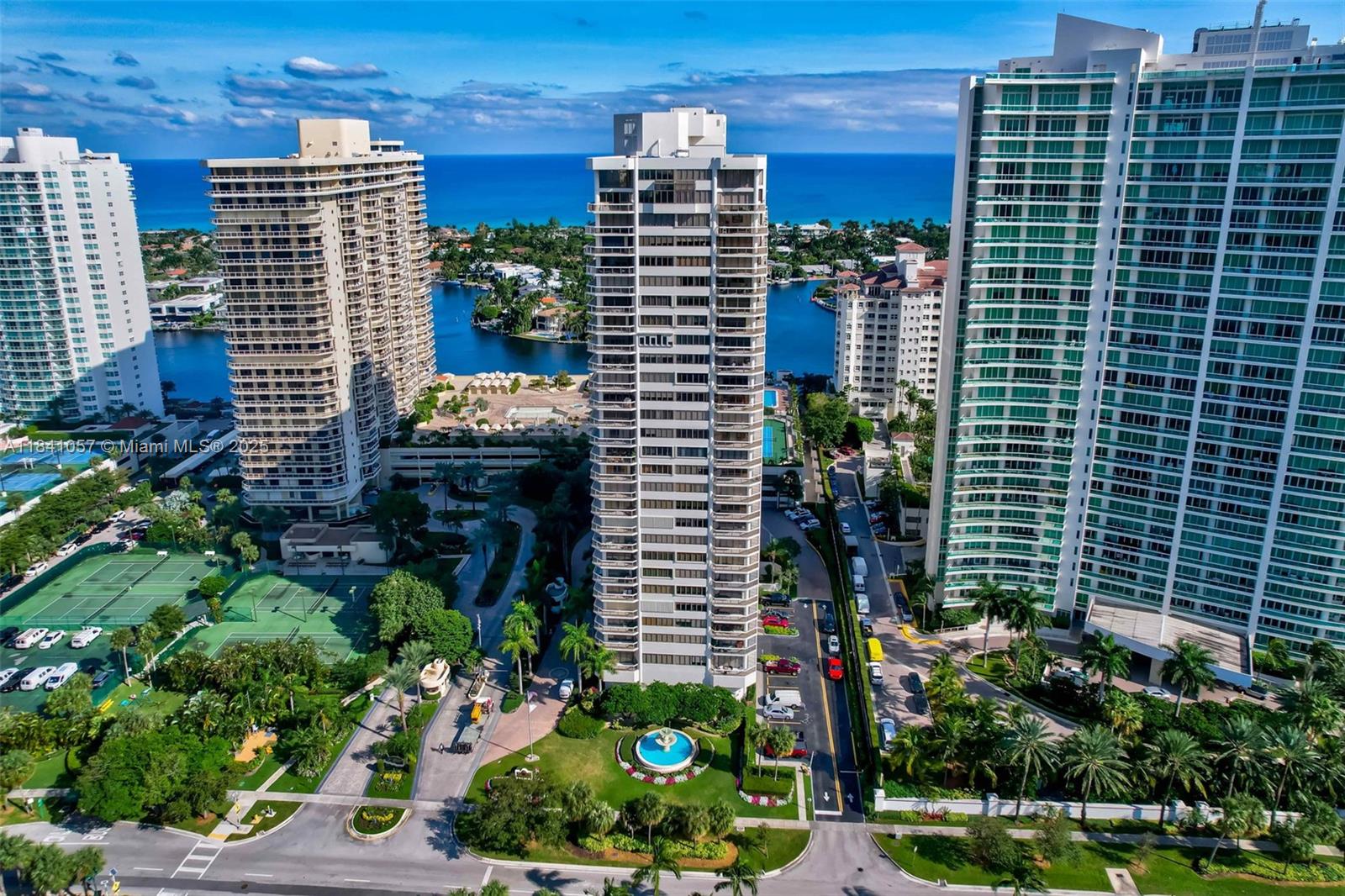 20185 E Country Club Dr Unit: 1406/1405