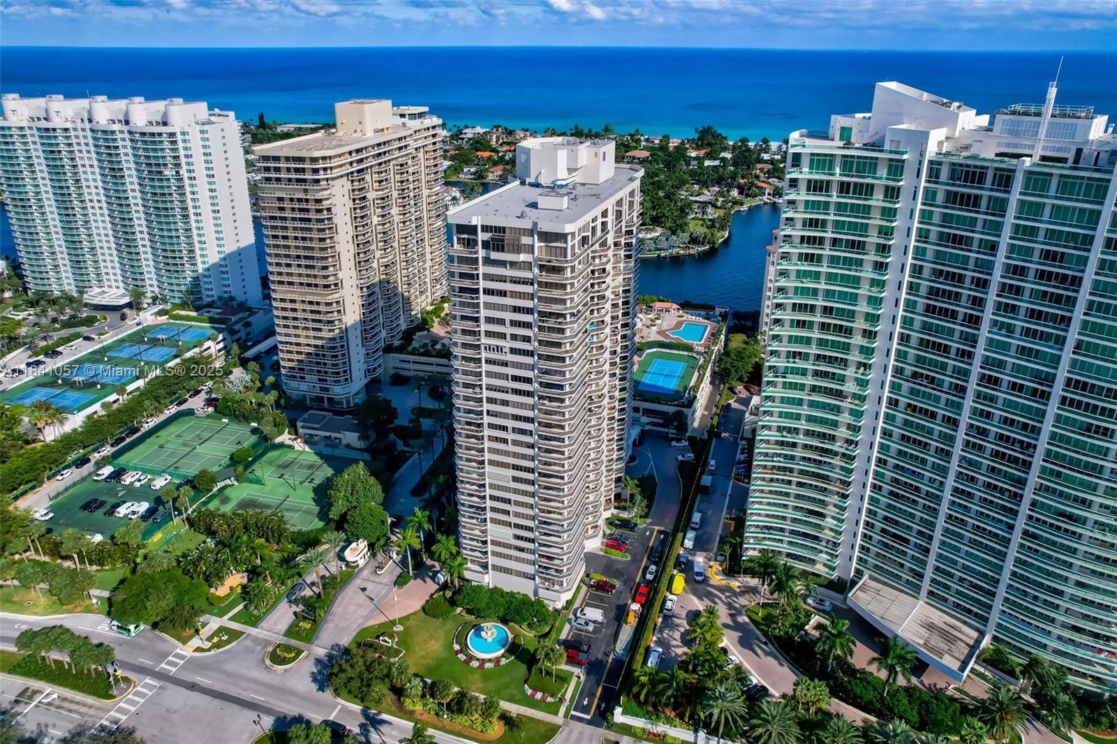 20185 E Country Club Dr Unit: 1406/1405