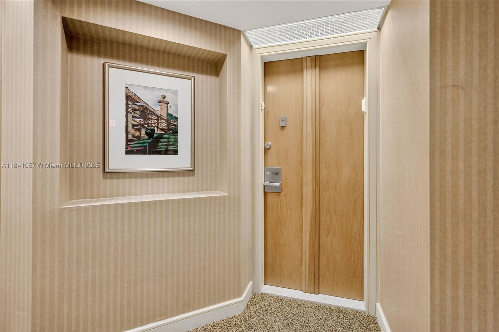 20185 E Country Club Dr Unit: 1406/1405