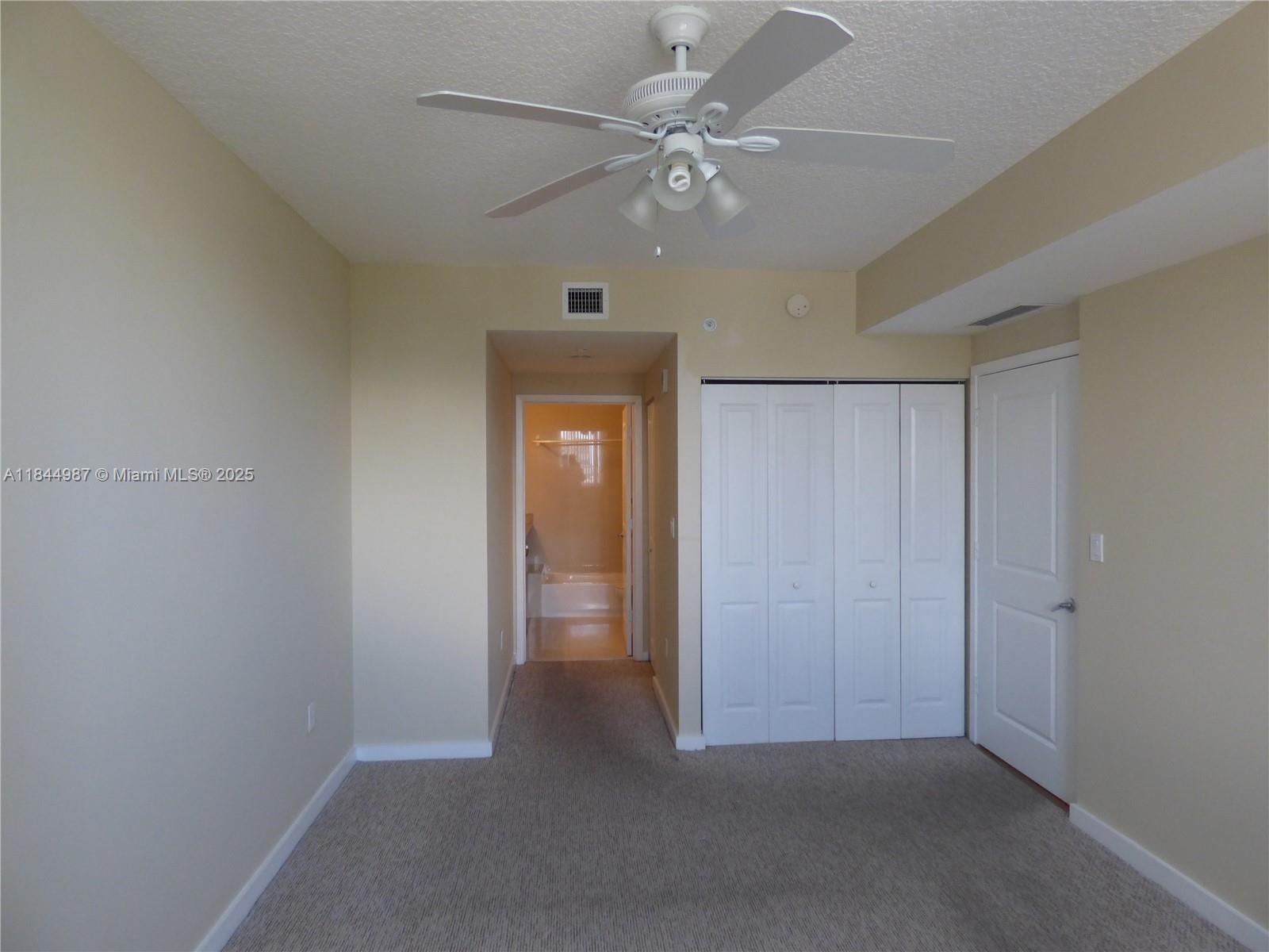 601 NE 23rd St # 1105