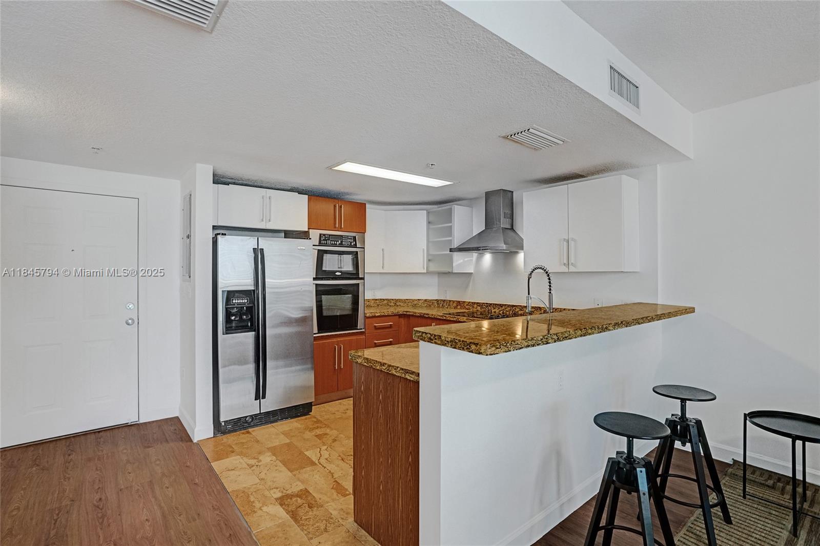 170 SE 14th St # 2806