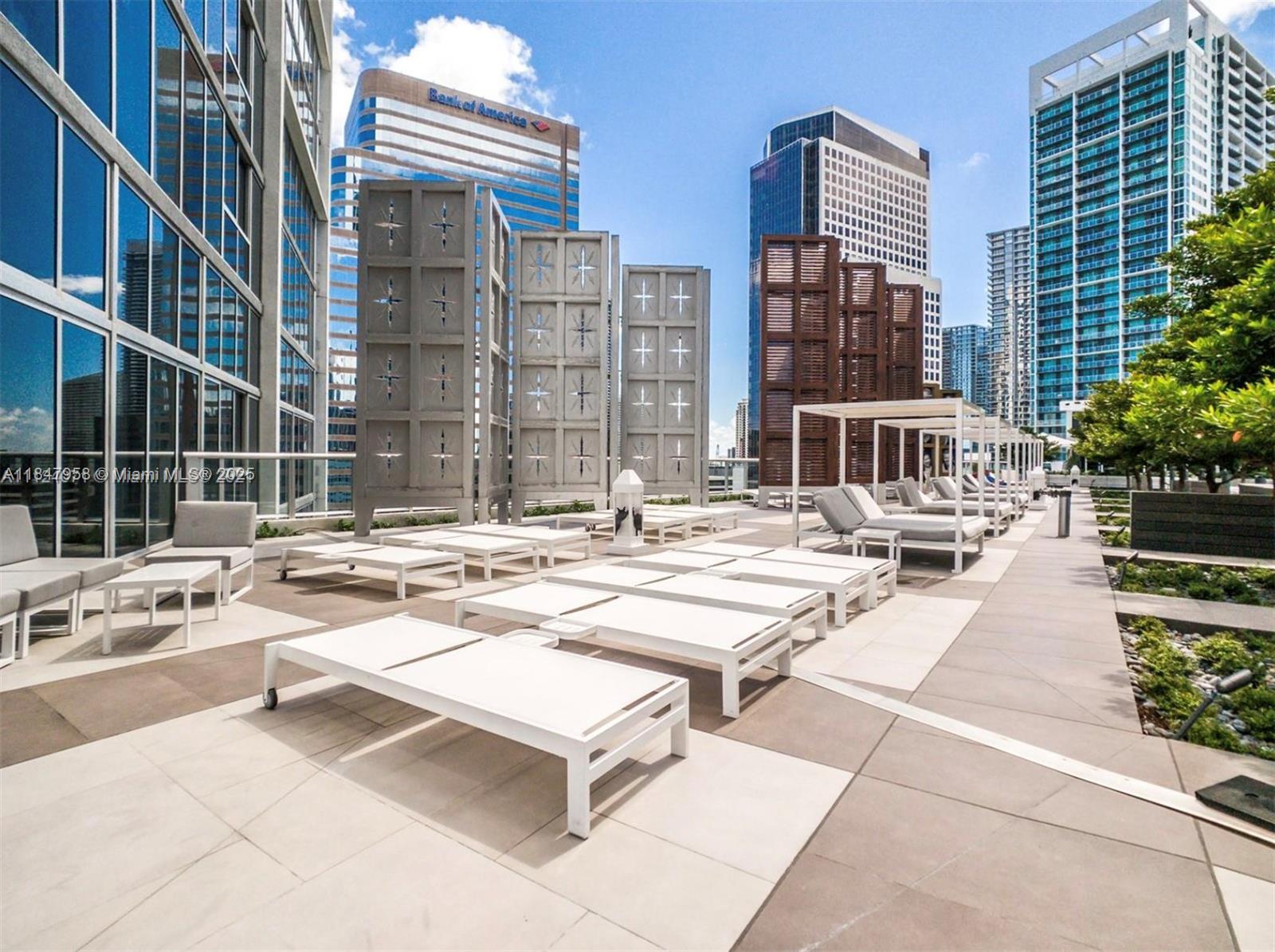 495 Brickell Ave Unit: BAY707