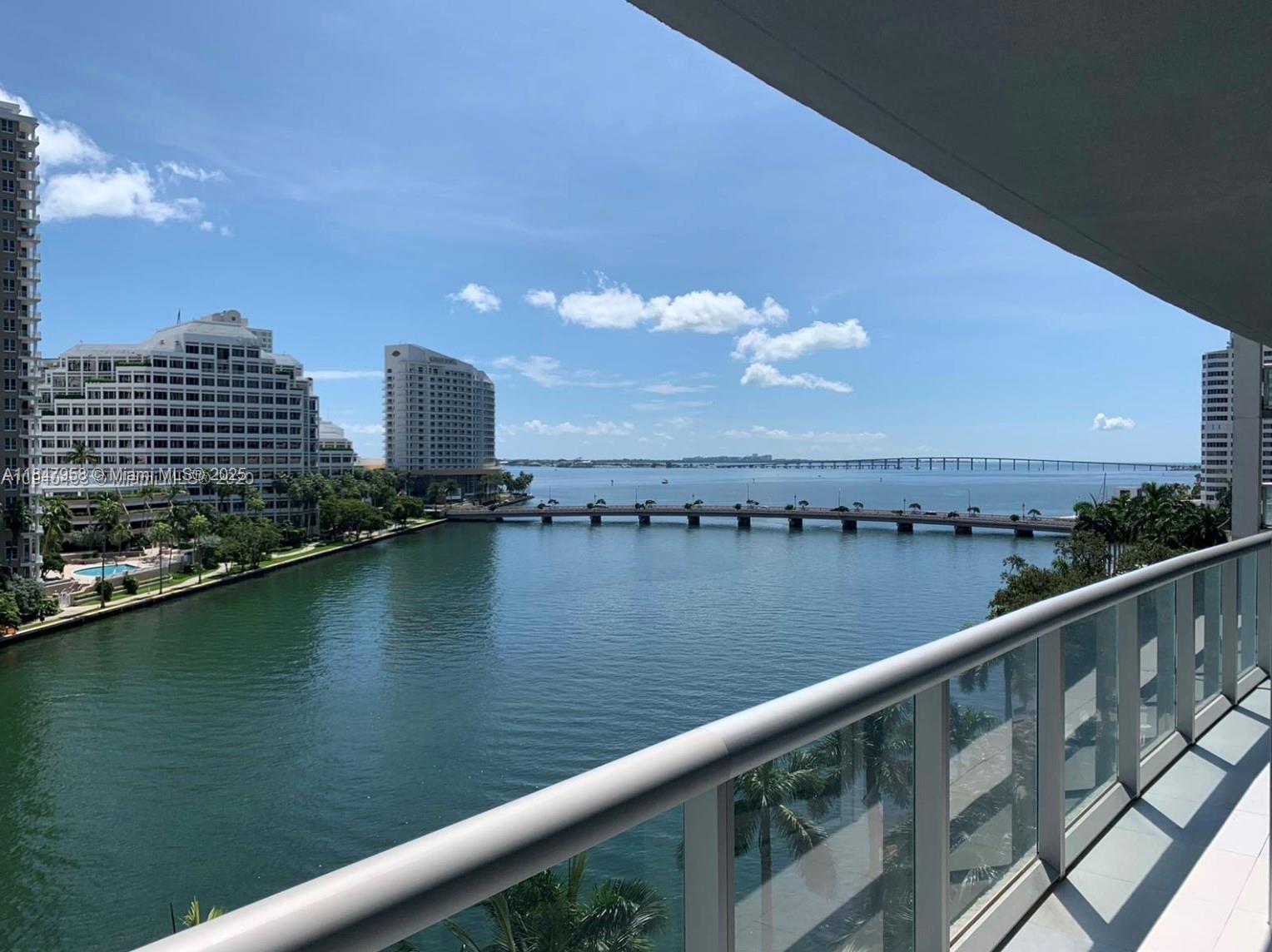 495 Brickell Ave Unit: BAY707