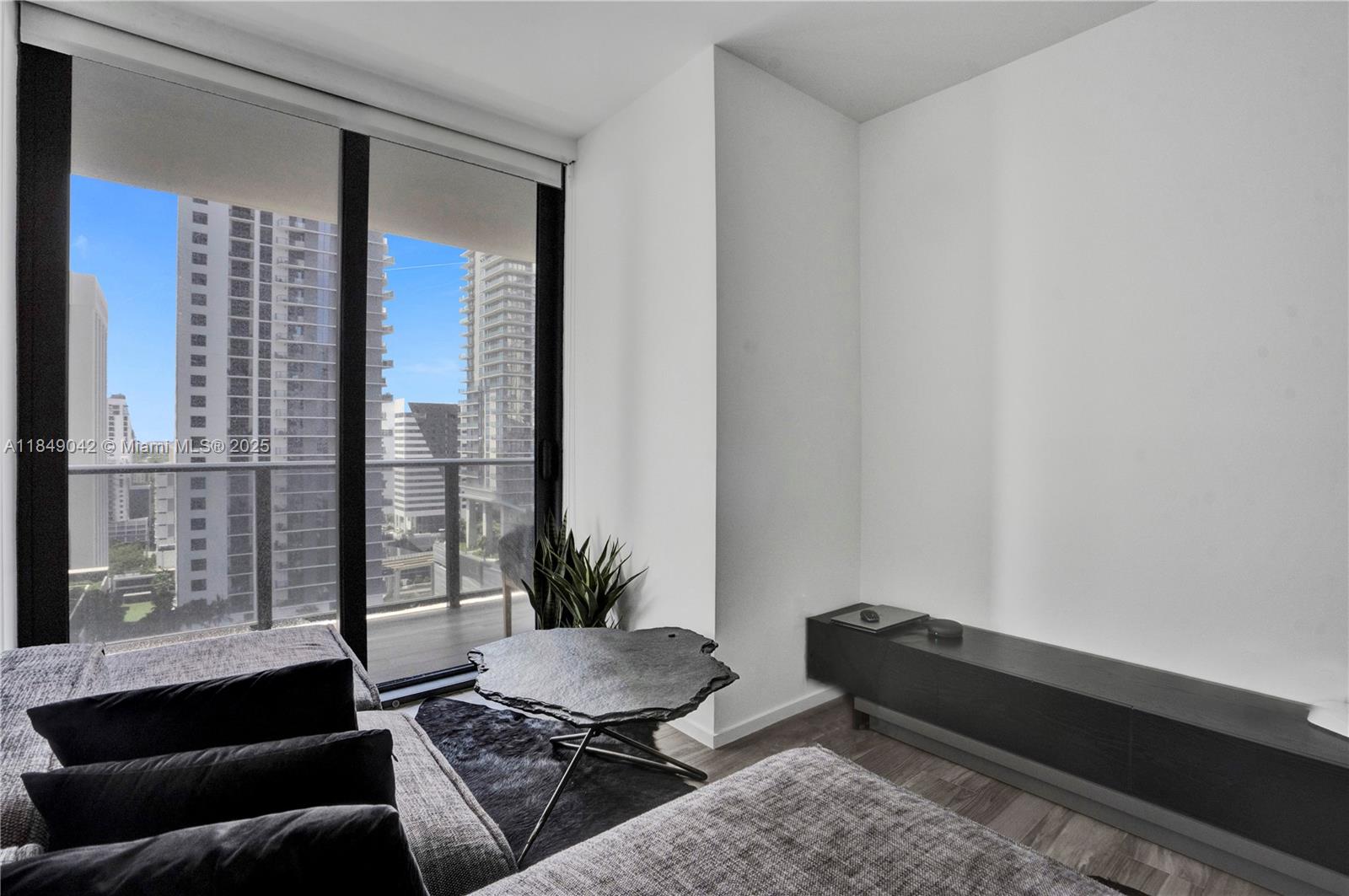 801 S Miami Ave Unit: 1801