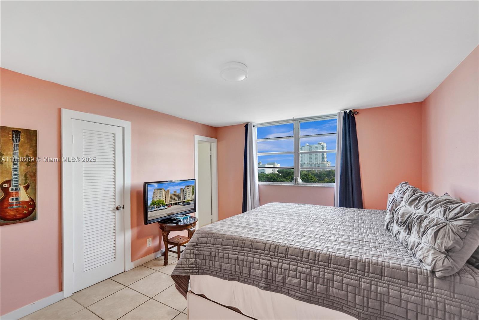 1811 Jefferson St # 606