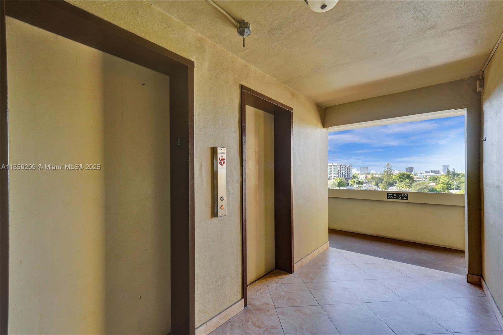 1811 Jefferson St # 606