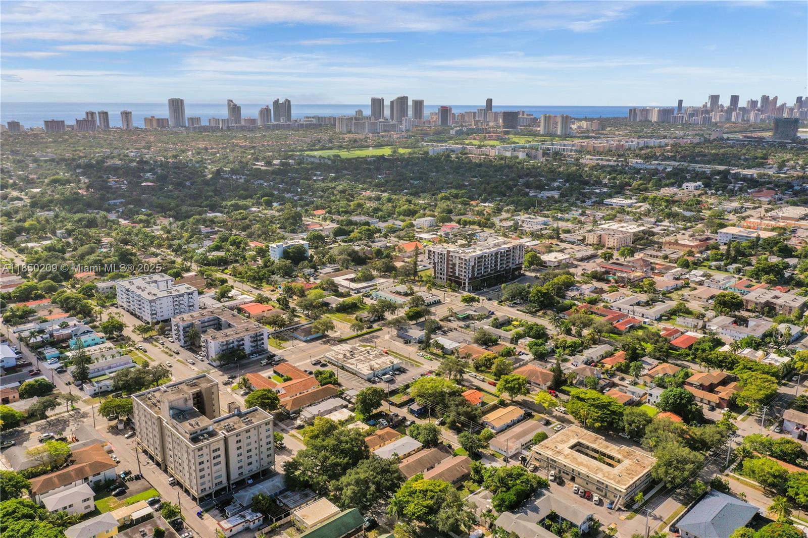 1811 Jefferson St # 606