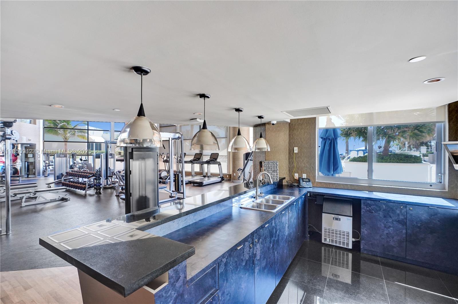 3101 S Ocean Dr # 3506