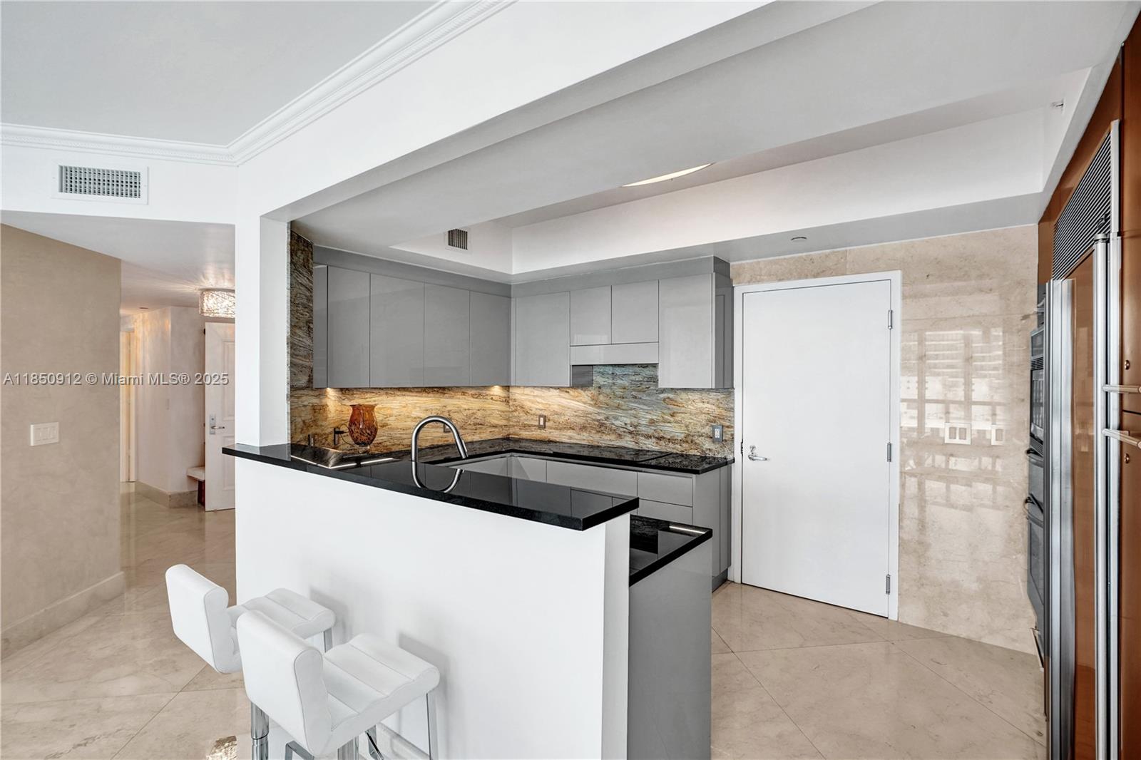 3101 S Ocean Dr # 3506