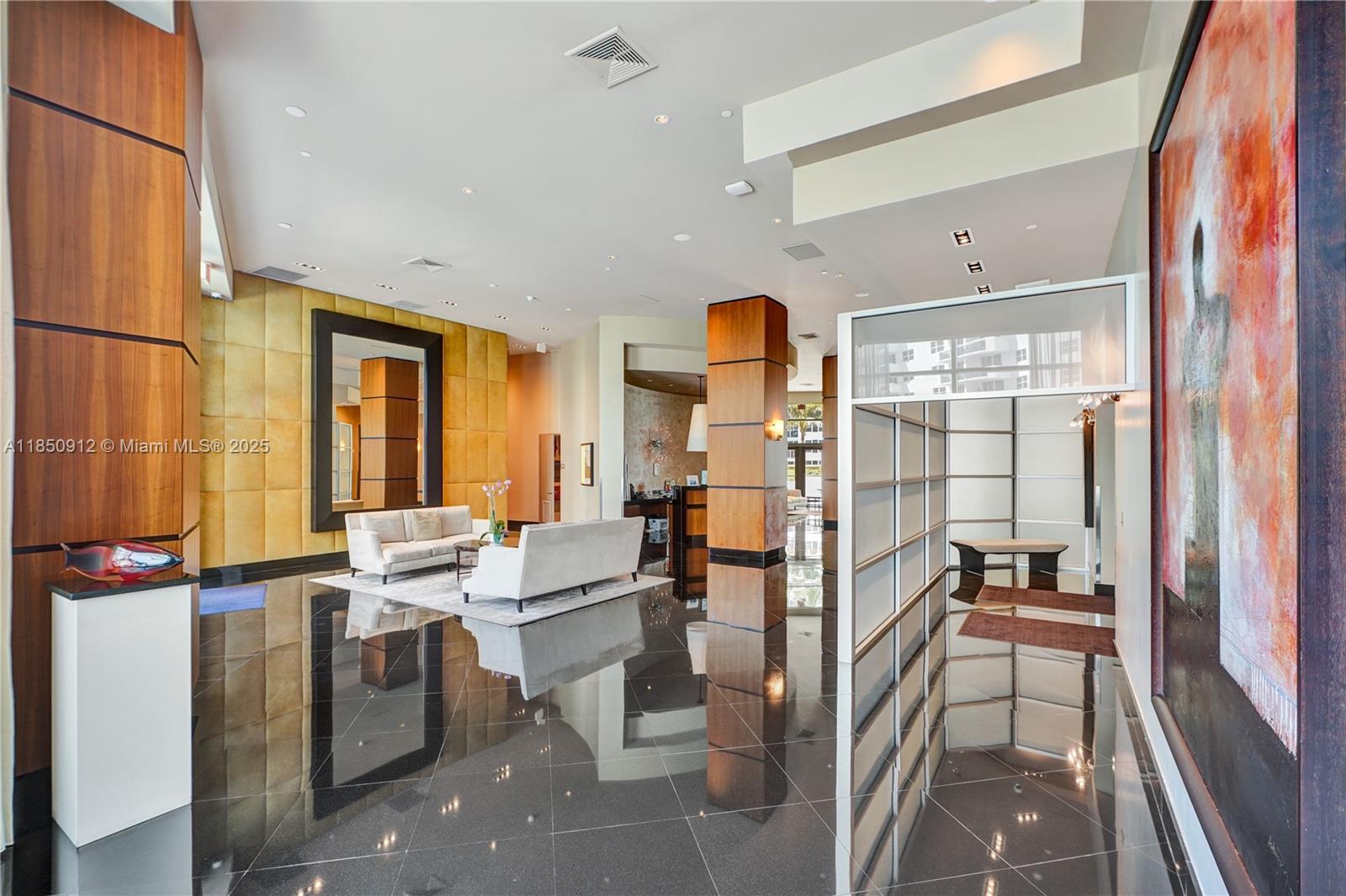 3101 S Ocean Dr # 3506