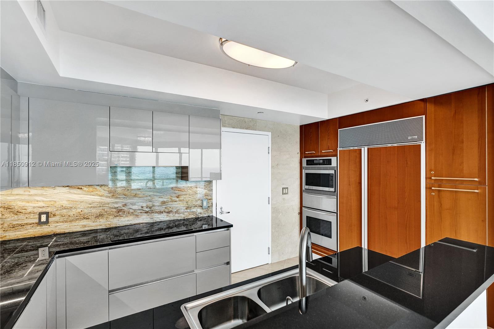 3101 S Ocean Dr # 3506