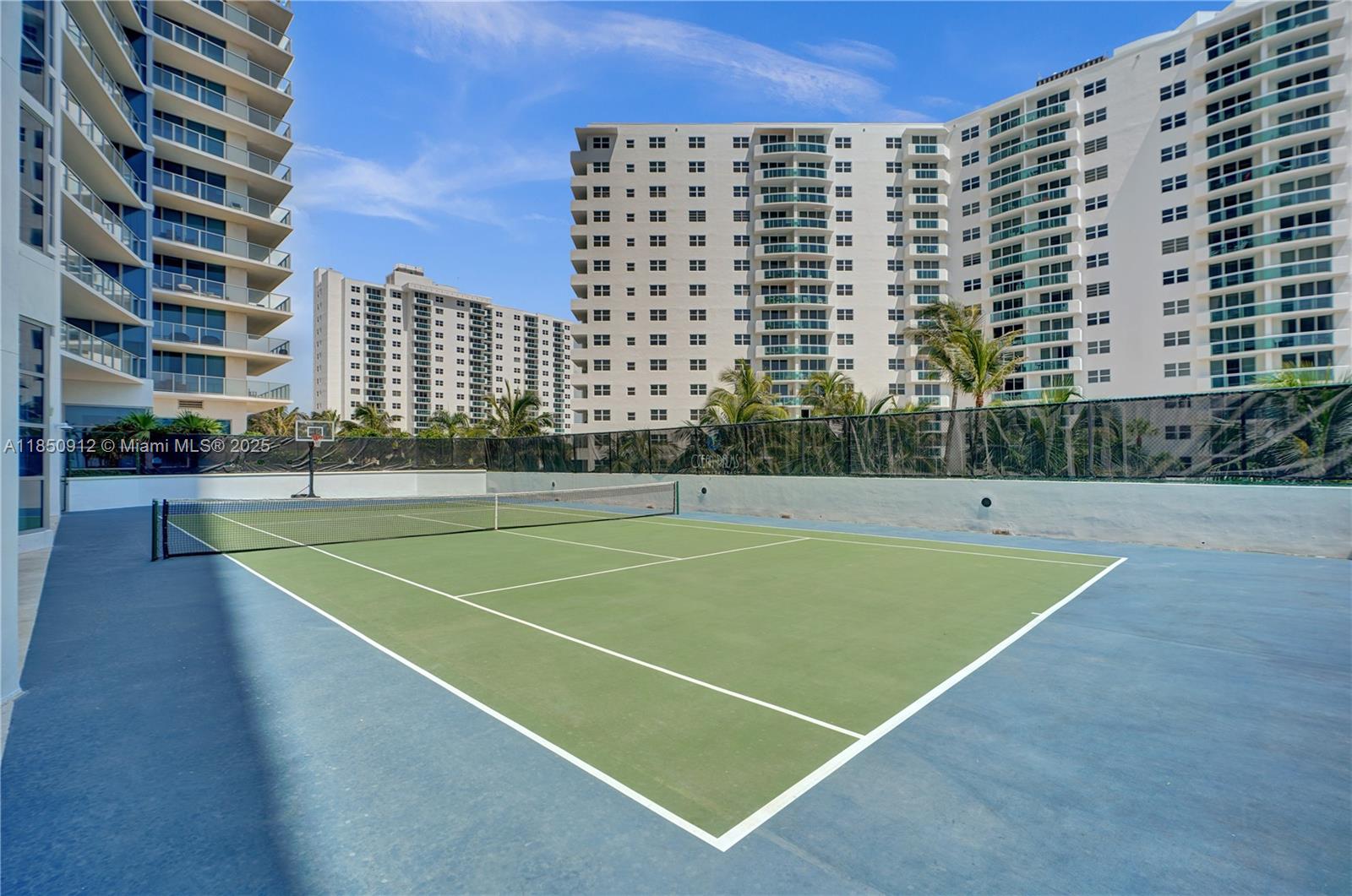 3101 S Ocean Dr # 3506