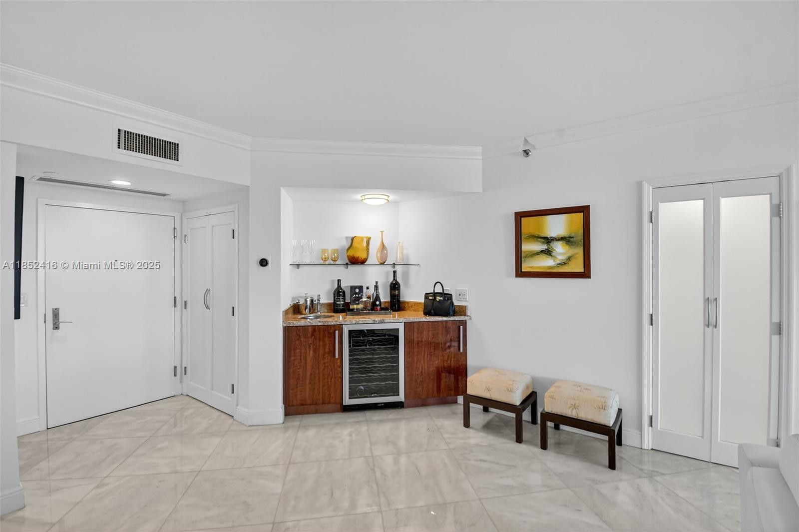 3000 Island Blvd # 505