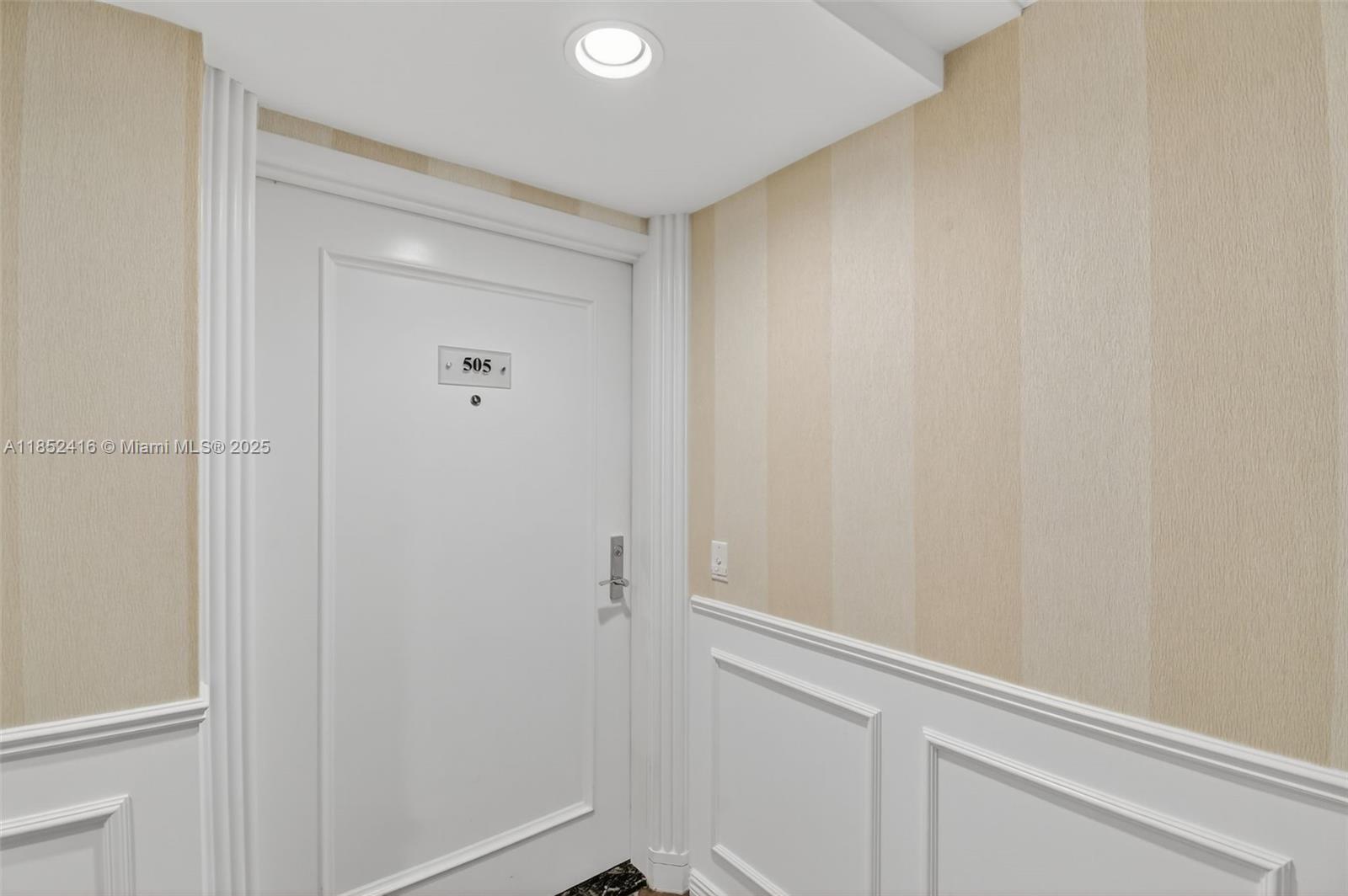 3000 Island Blvd # 505