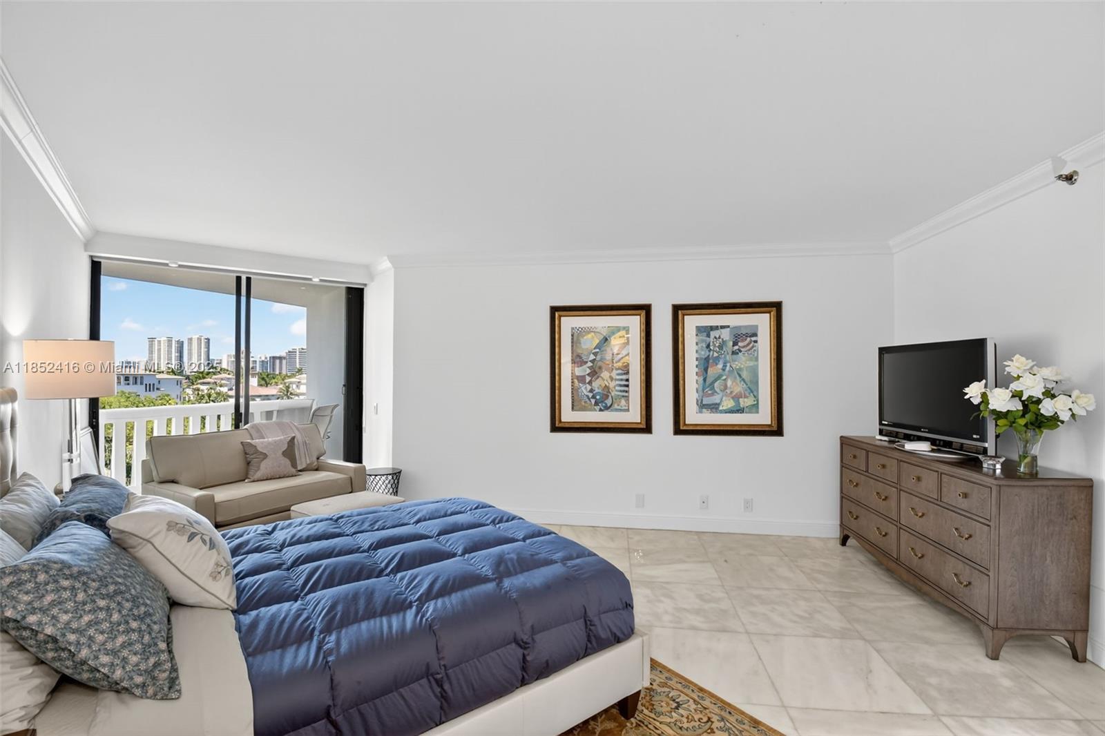 3000 Island Blvd # 505