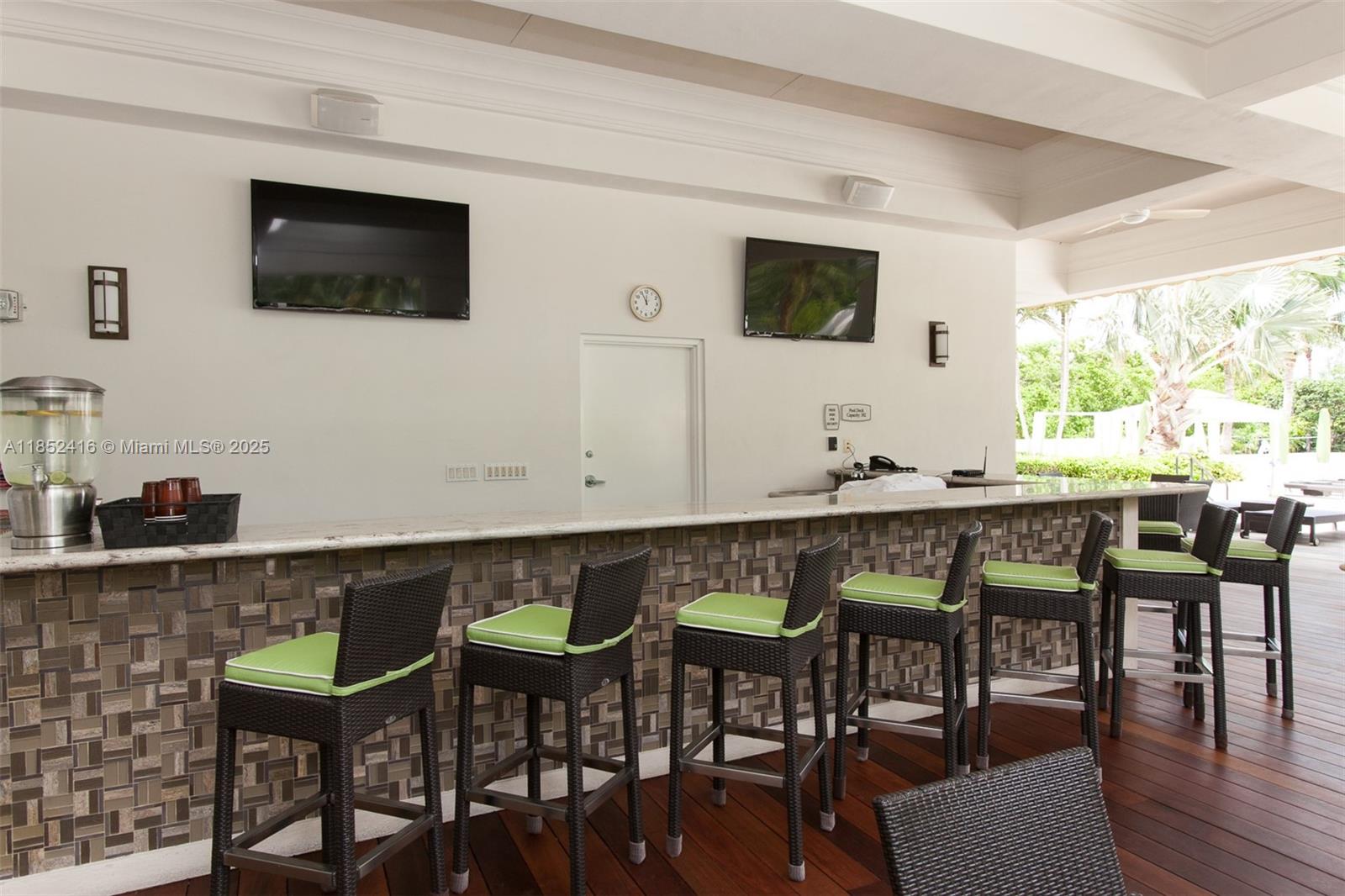 3000 Island Blvd # 505