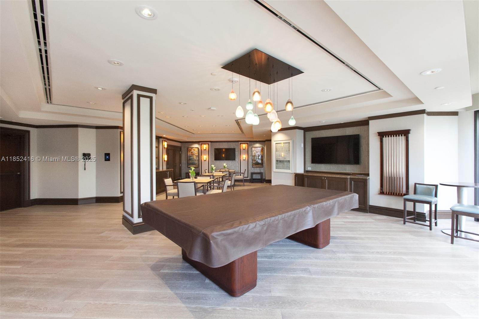 3000 Island Blvd # 505