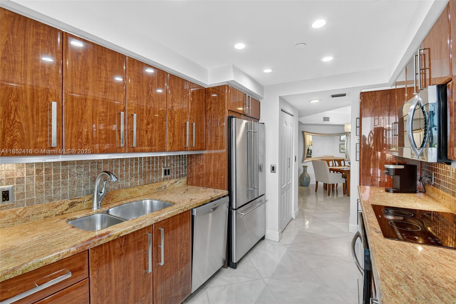 3000 Island Blvd # 505