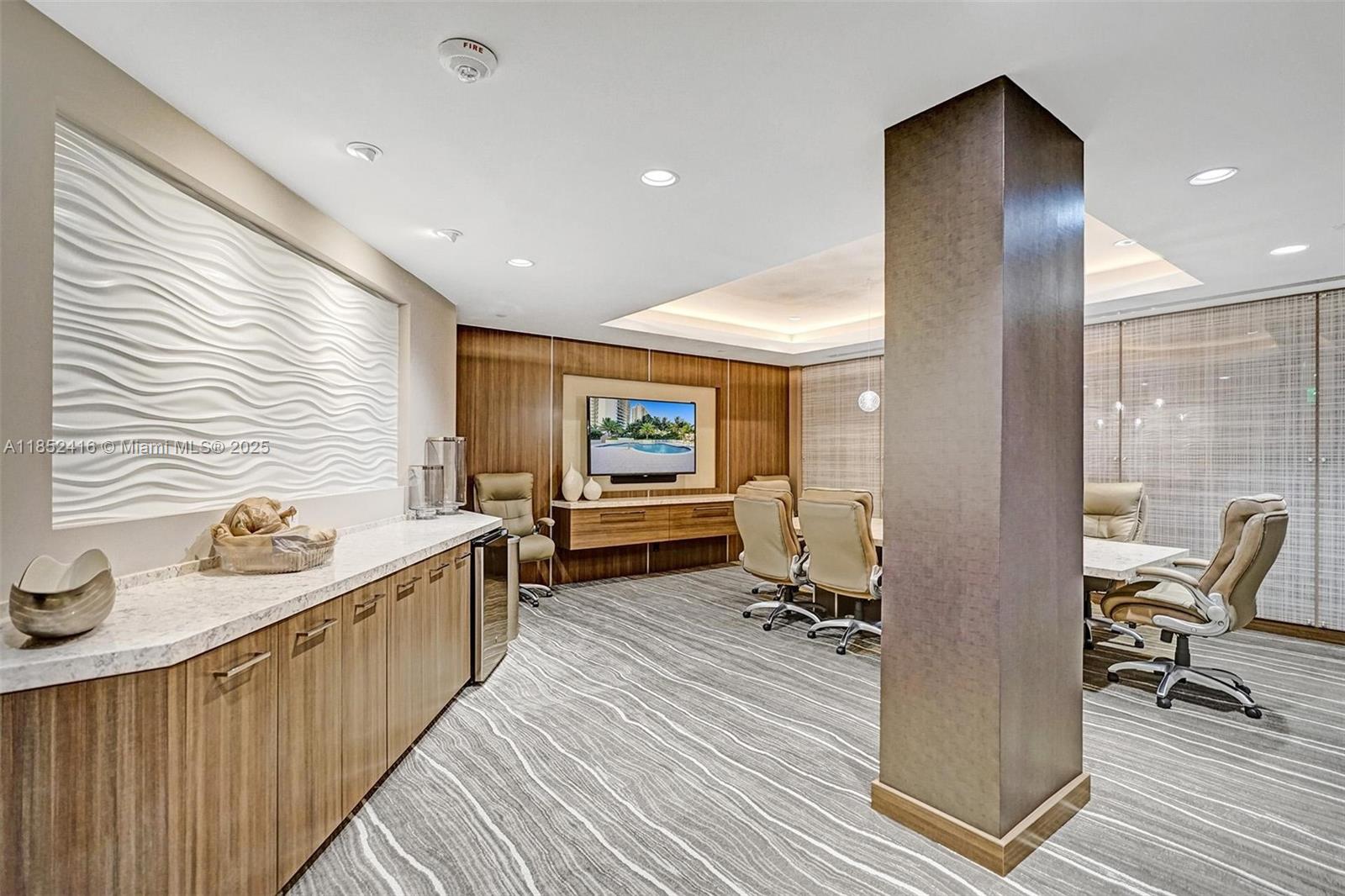 3000 Island Blvd # 505