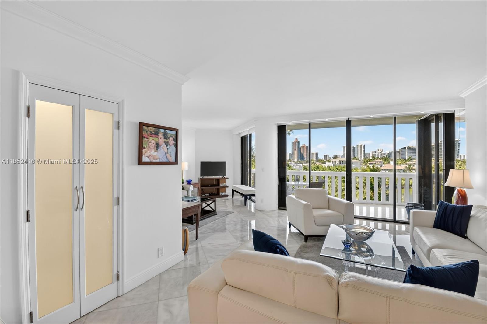 3000 Island Blvd # 505