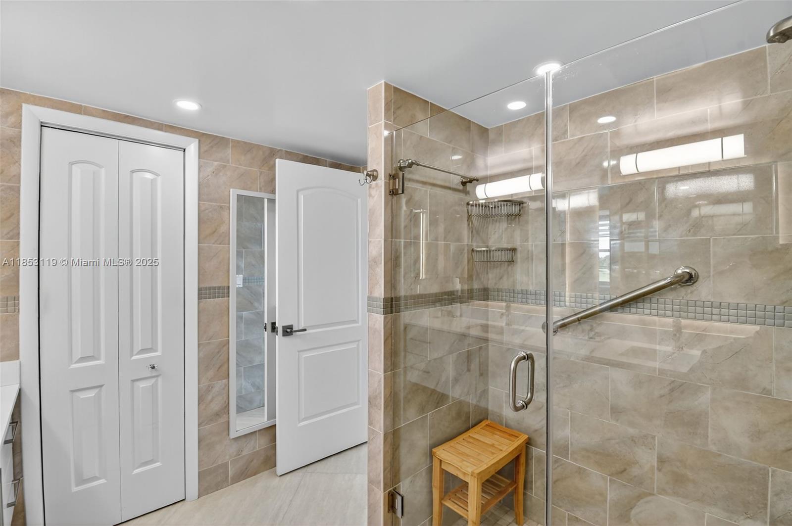 9250 W Bay Harbor Dr # 5A