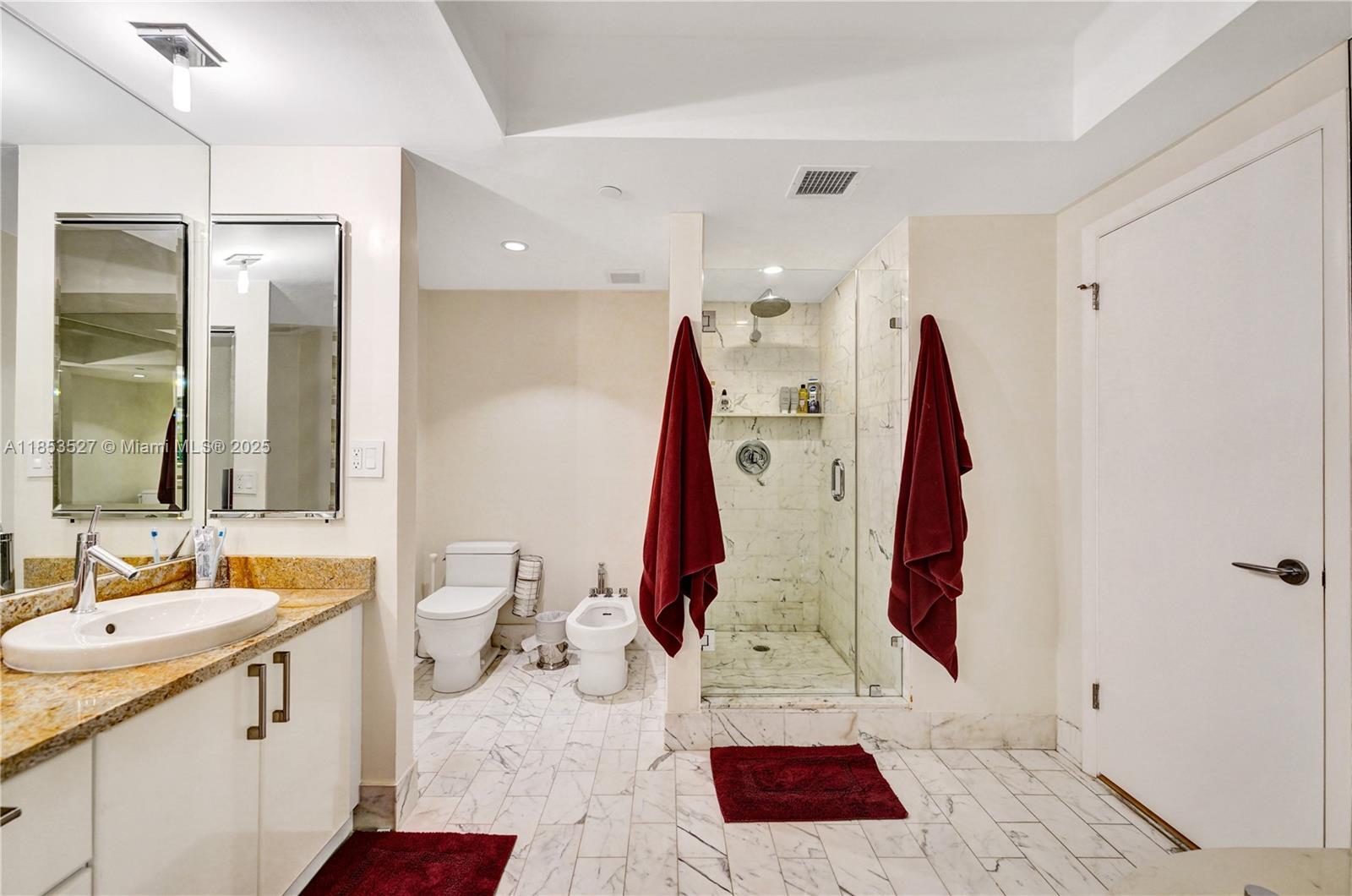 20281 E Country Club Dr # 607