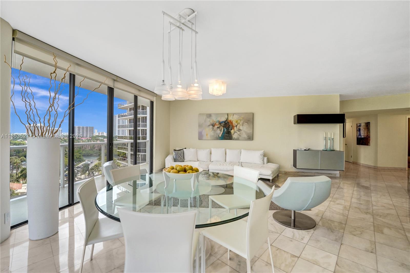 20281 E Country Club Dr # 607