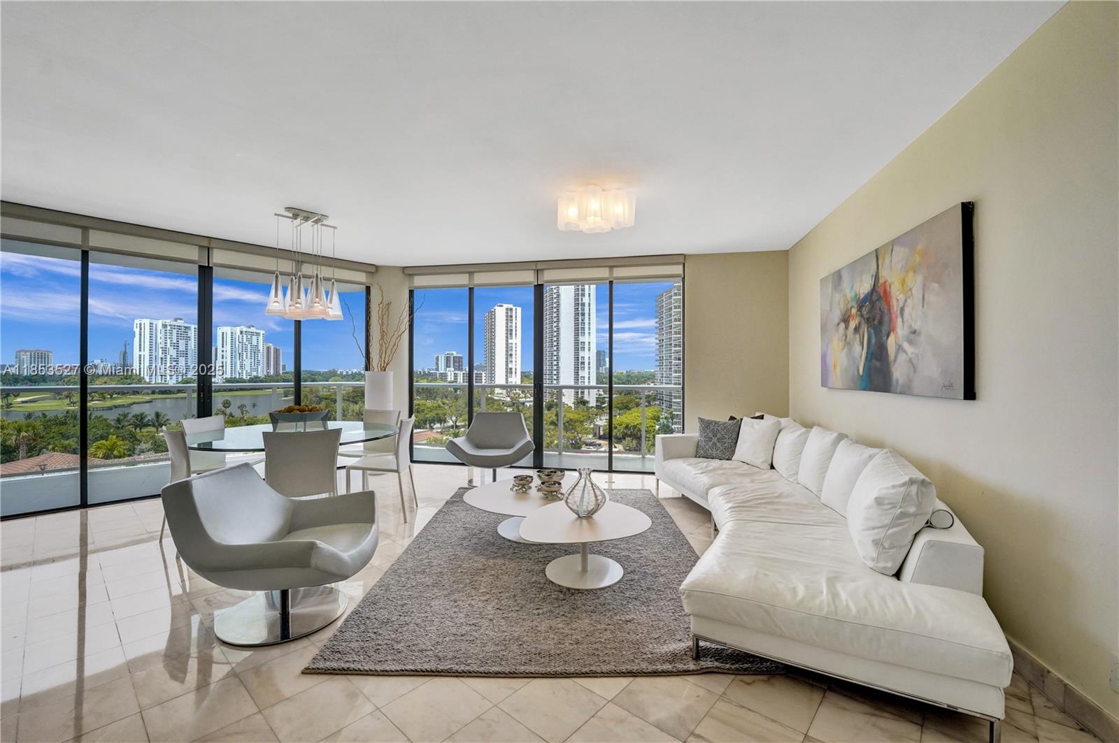 20281 E Country Club Dr # 607