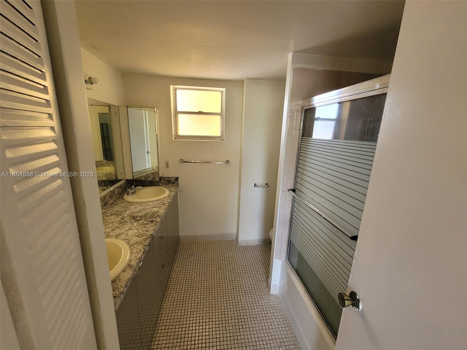 16400 NE 17th Ave # 206