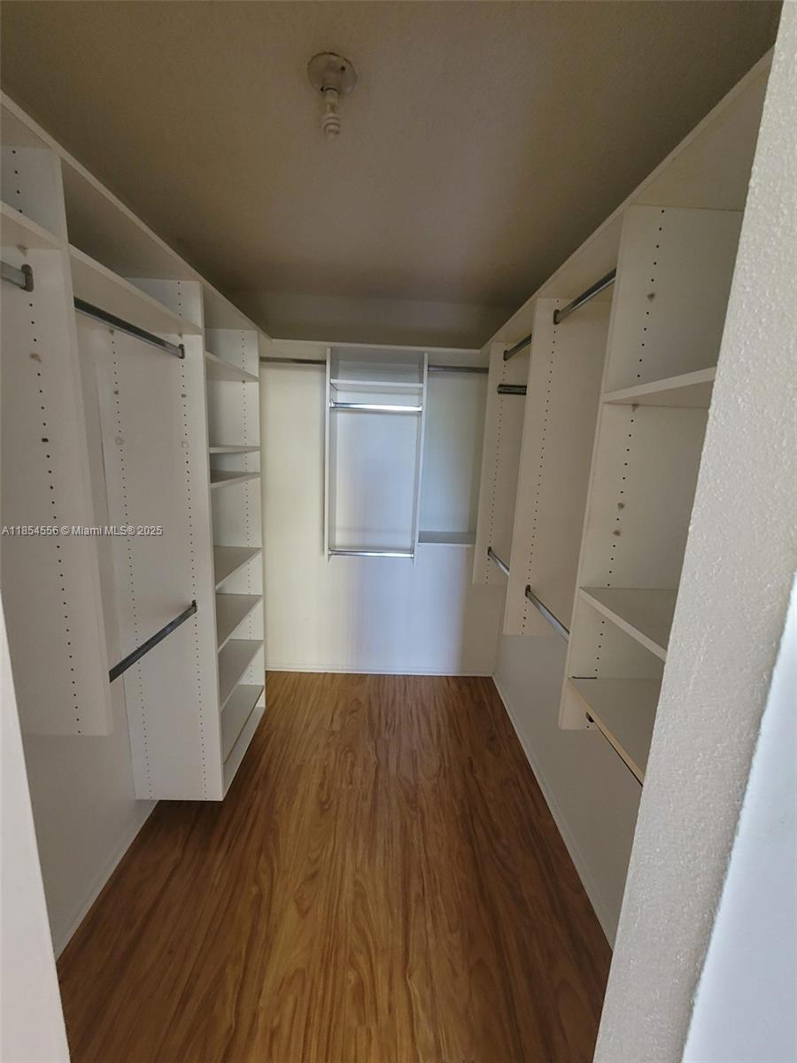 16400 NE 17th Ave # 206