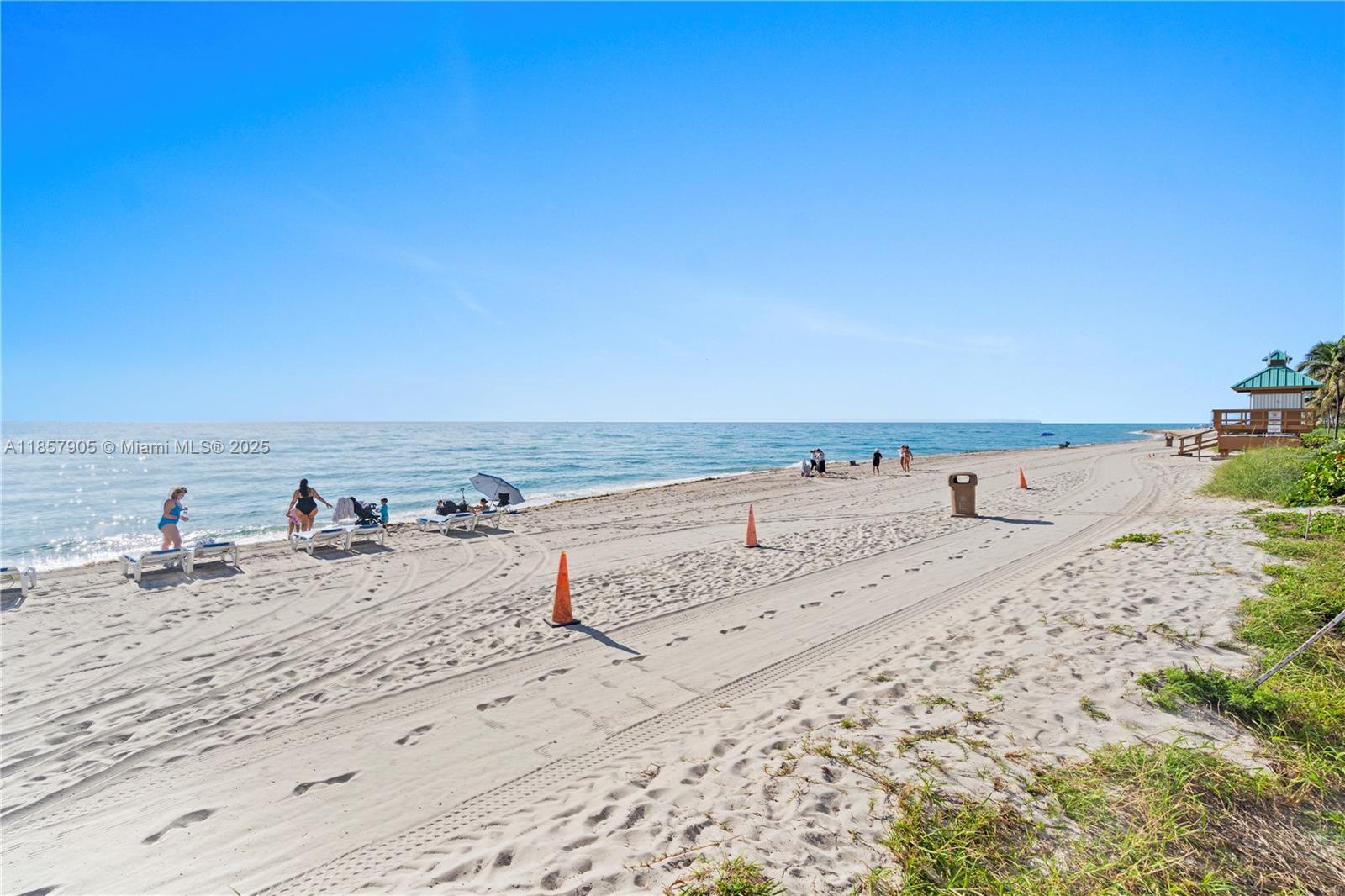 19201 Collins Ave # 129