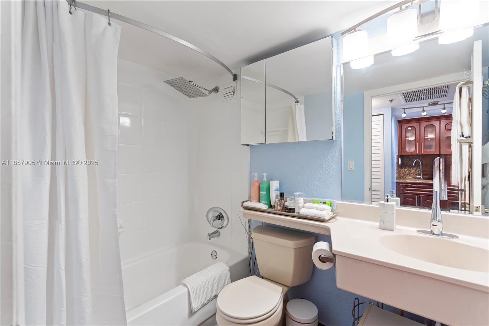 19201 Collins Ave # 129