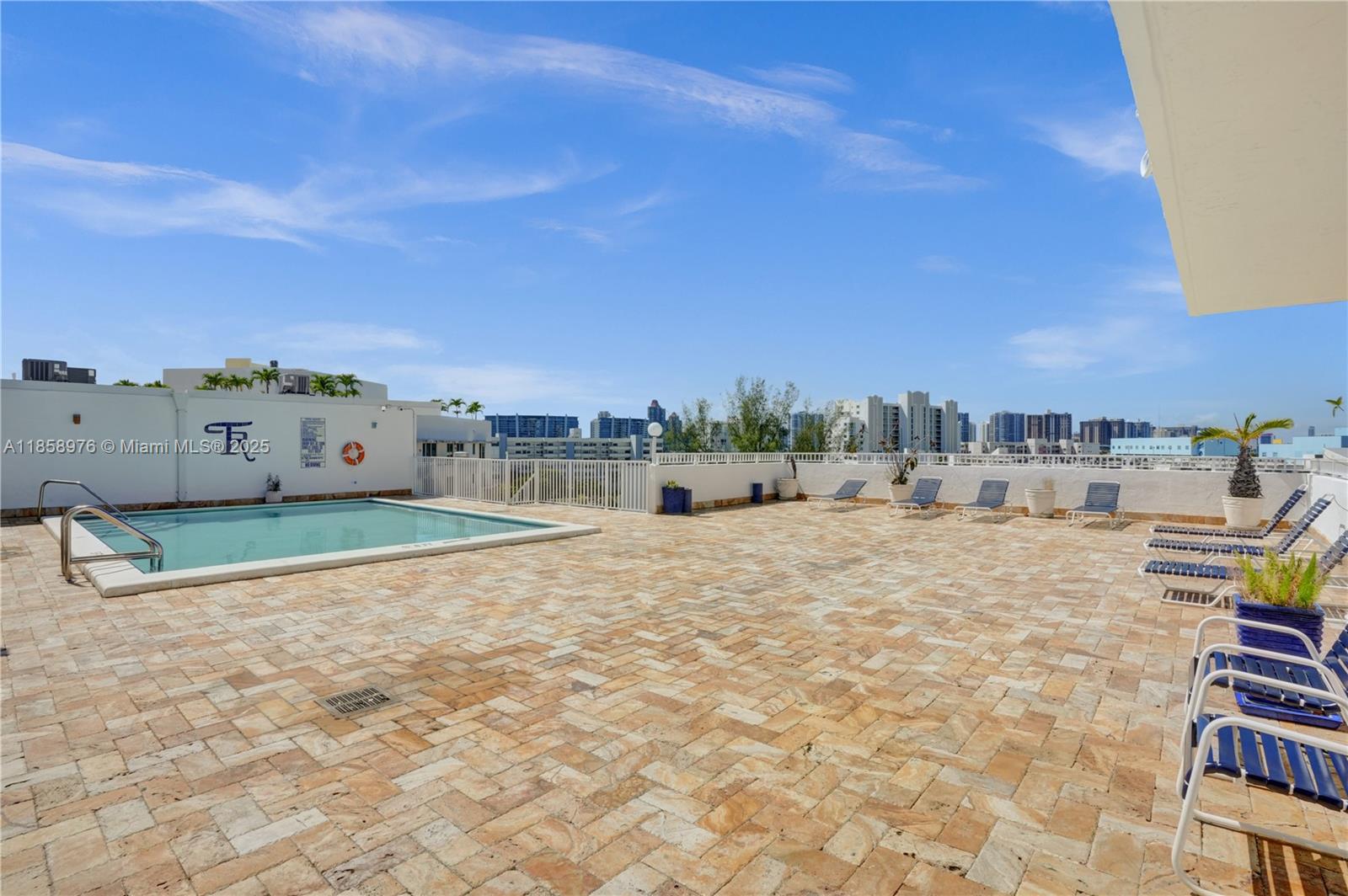 17800 Atlantic Blvd # 301