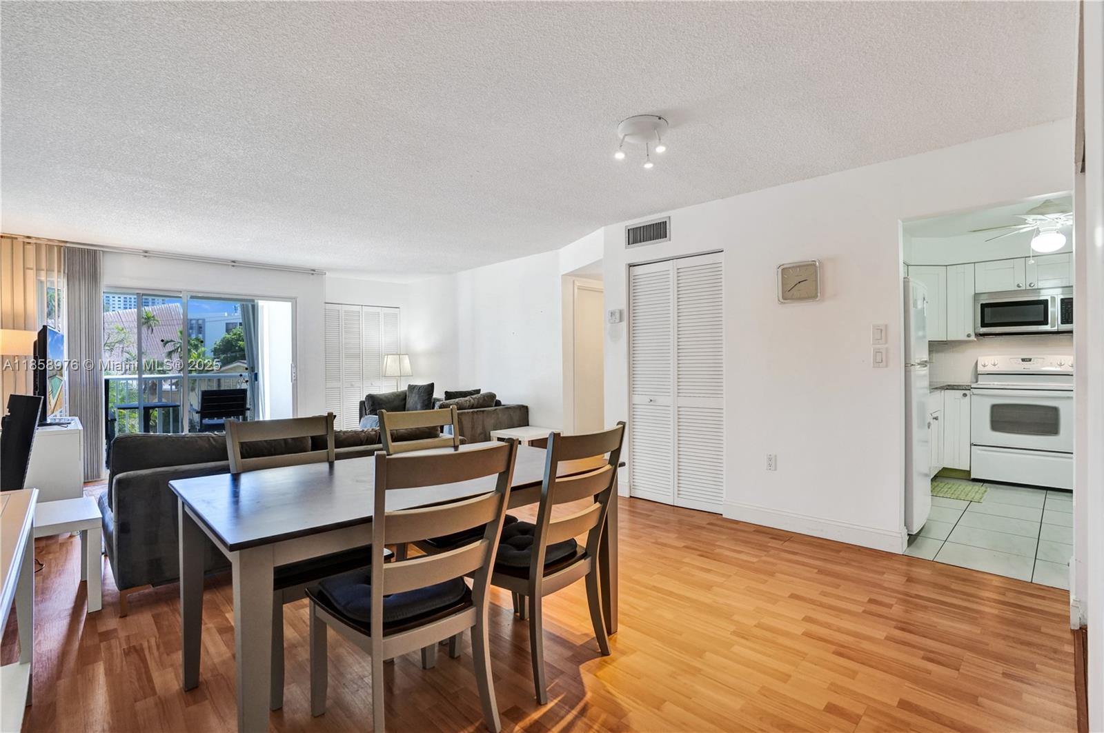 17800 Atlantic Blvd # 301