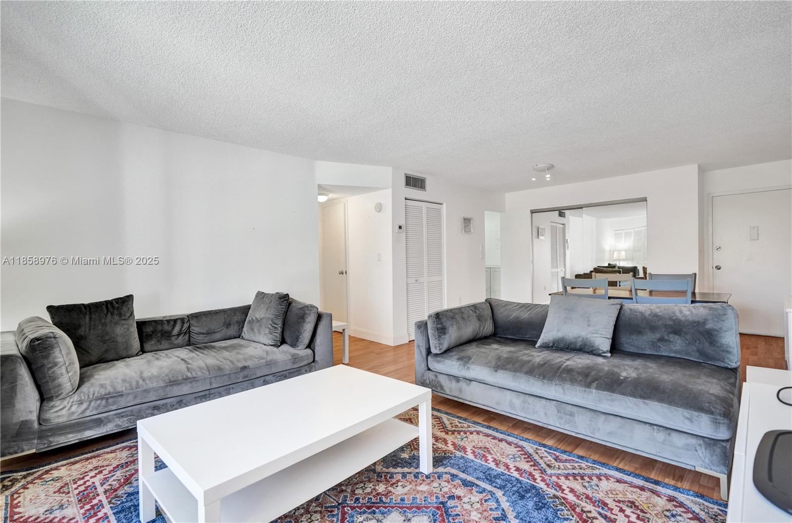 17800 Atlantic Blvd # 301