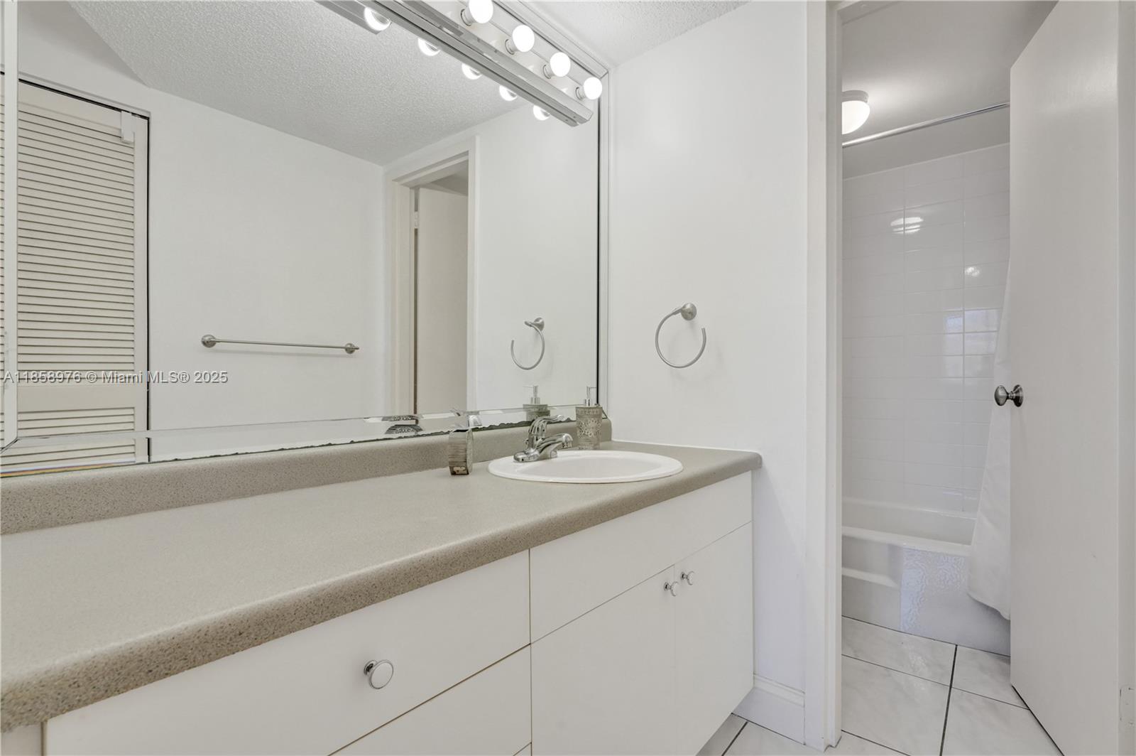17800 Atlantic Blvd # 301