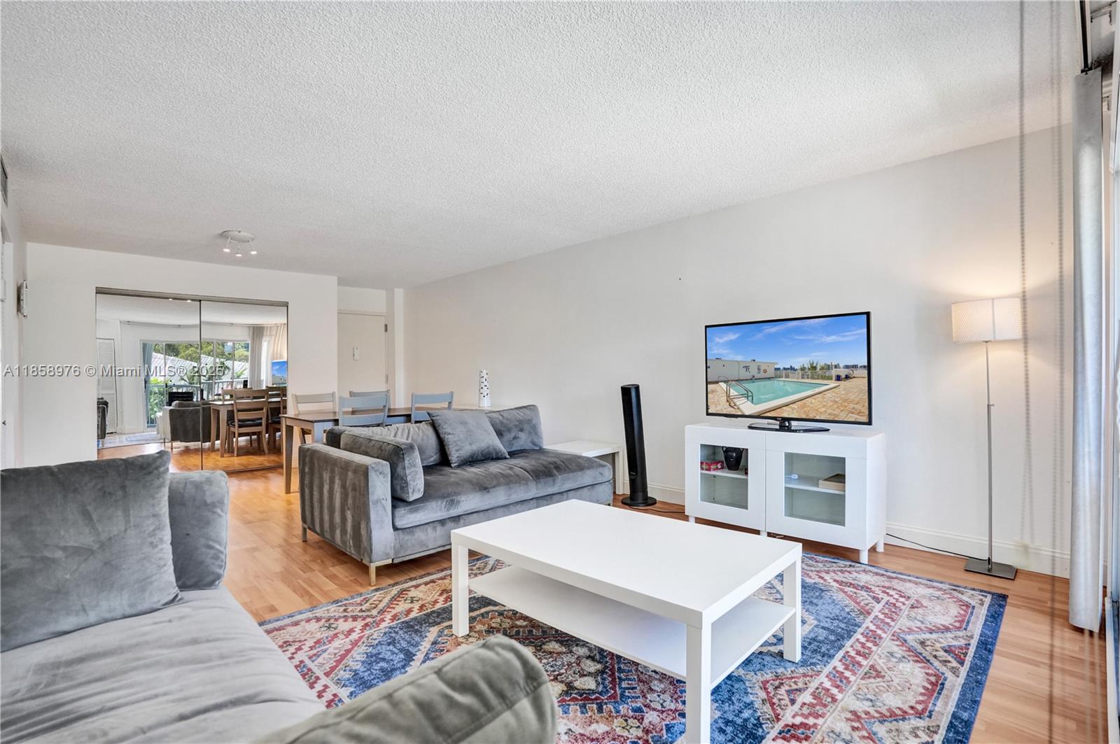 17800 Atlantic Blvd # 301