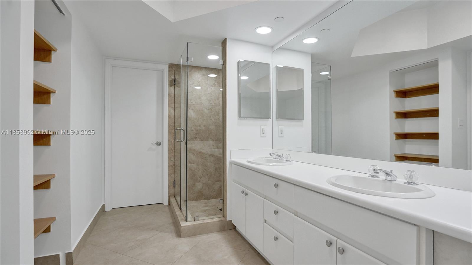 16485 Collins Ave Unit: WS6C