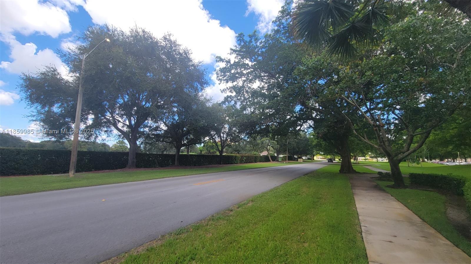 3300 W Rolling Hills Cir # 303